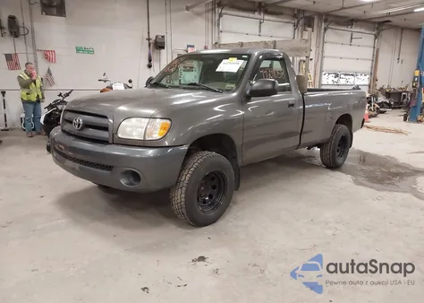 2004 Toyota Tundra z USA, uszkodzony, nr VIN 5TBJN32174S447742